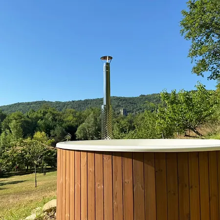 Et Le Champ Des Lucioles Oda ve Kahvaltı