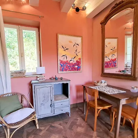 Et Le Champ Des Lucioles Oda ve Kahvaltı Tour-de-Faure