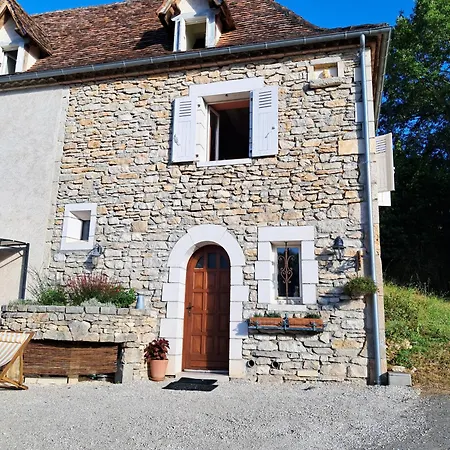 Oda ve Kahvaltı Et Le Champ Des Lucioles