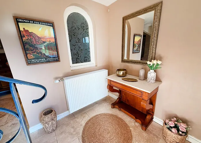 Et Le Champ Des Lucioles ベッド・アンド・ブレックファスト 4*