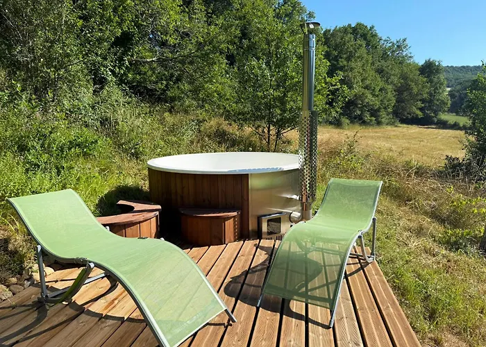 Et Le Champ Des Lucioles ベッド・アンド・ブレックファスト 4*